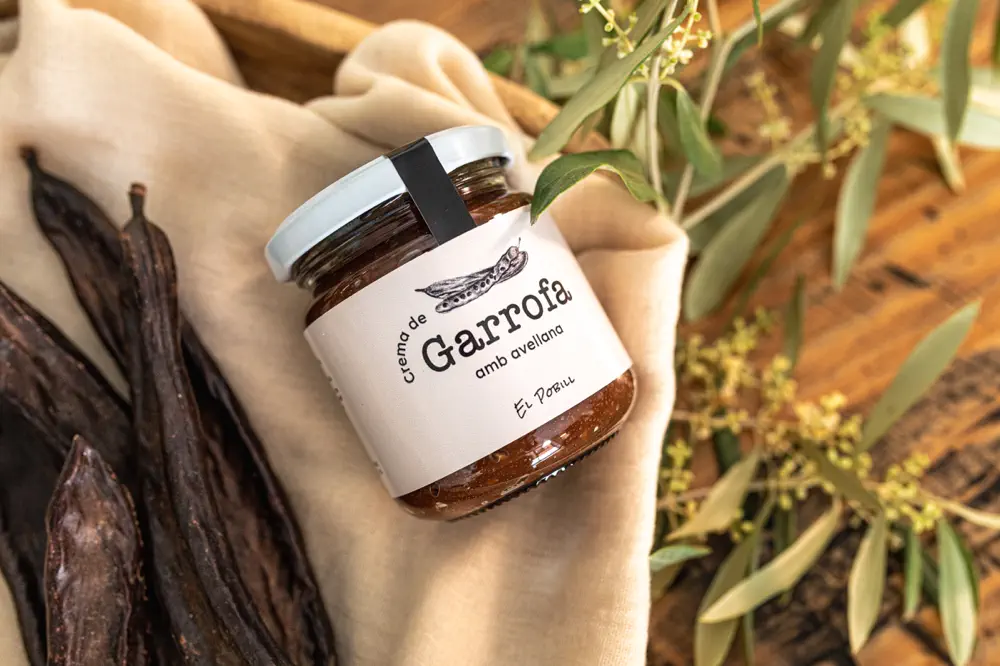 Crema de garrofa amb avellana (sense gluten)